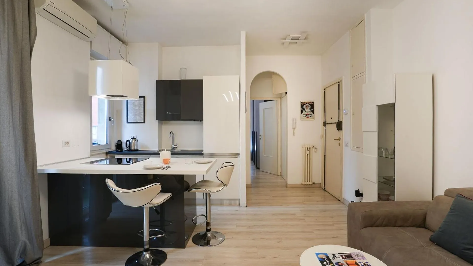 Lumiere Apartment Milan 0*,  Italy